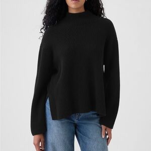 Gap Oversized Split-Hem Mockneck Sweater Black